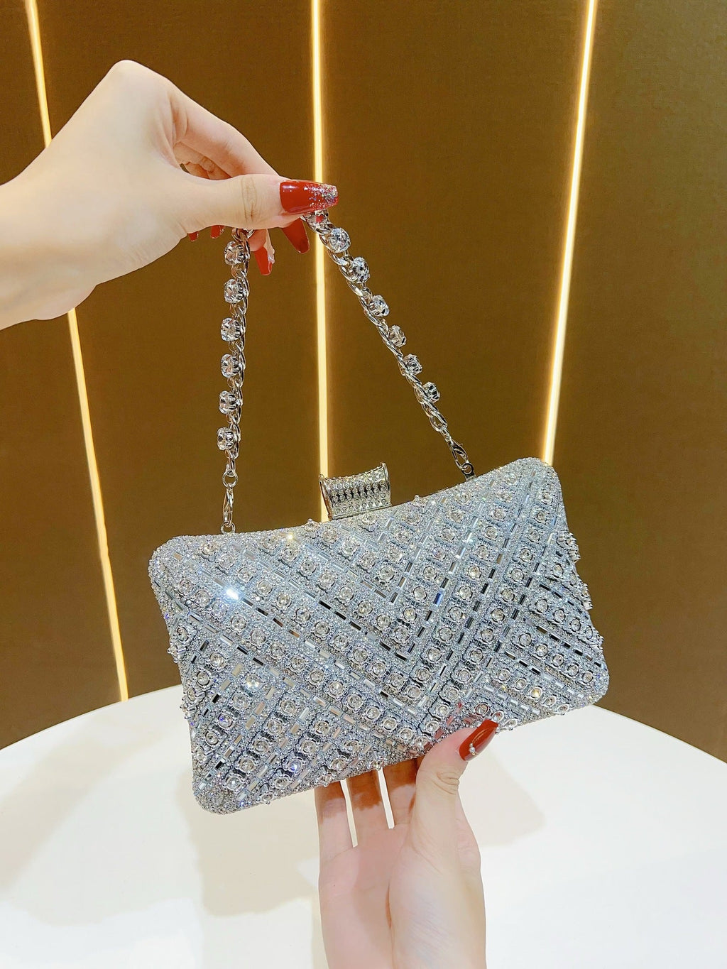 Luxury Rhinestone & Pearl Encrusted Evening Clutch - Elegant Geometric Pattern Party Purse with Detachable Chain Strap
