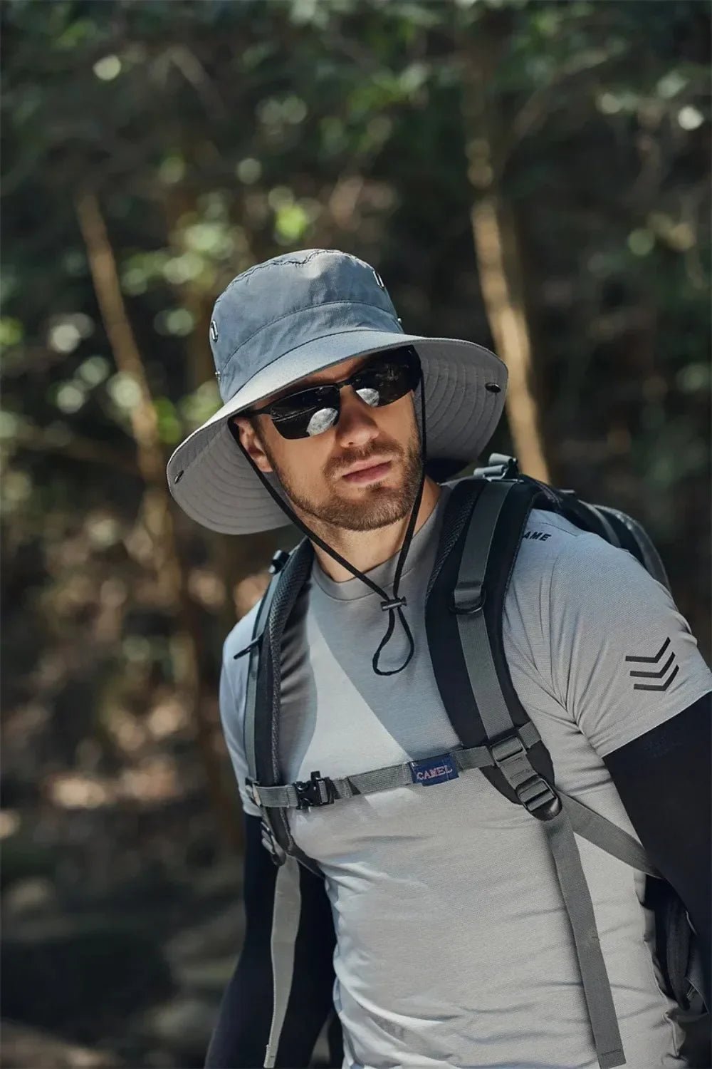 Men's Wide Brim Sun Hat - Waterproof UV Protection Safari Bucket Hat for Fishing, Hiking, and Outdoor Activities.