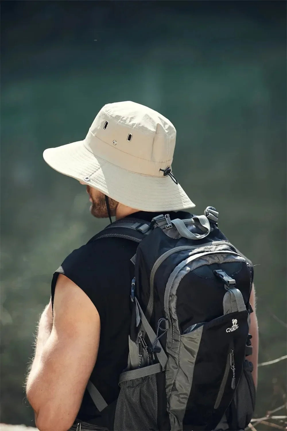 Men's Wide Brim Sun Hat - Waterproof UV Protection Safari Bucket Hat for Fishing, Hiking, and Outdoor Activities.