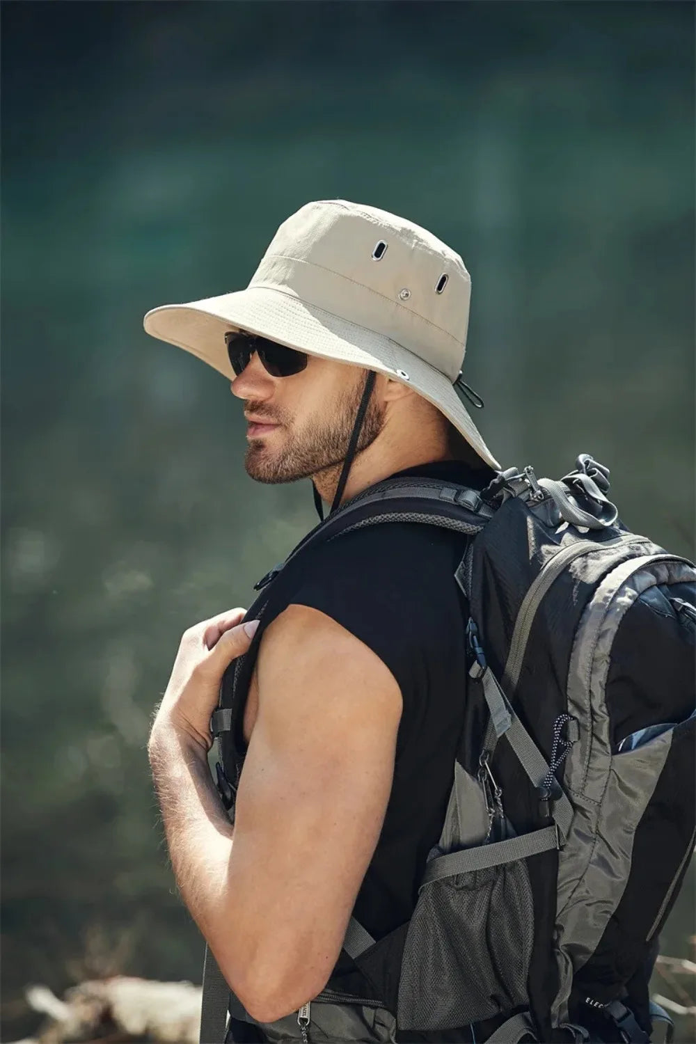 Men's Wide Brim Sun Hat - Waterproof UV Protection Safari Bucket Hat for Fishing, Hiking, and Outdoor Activities.