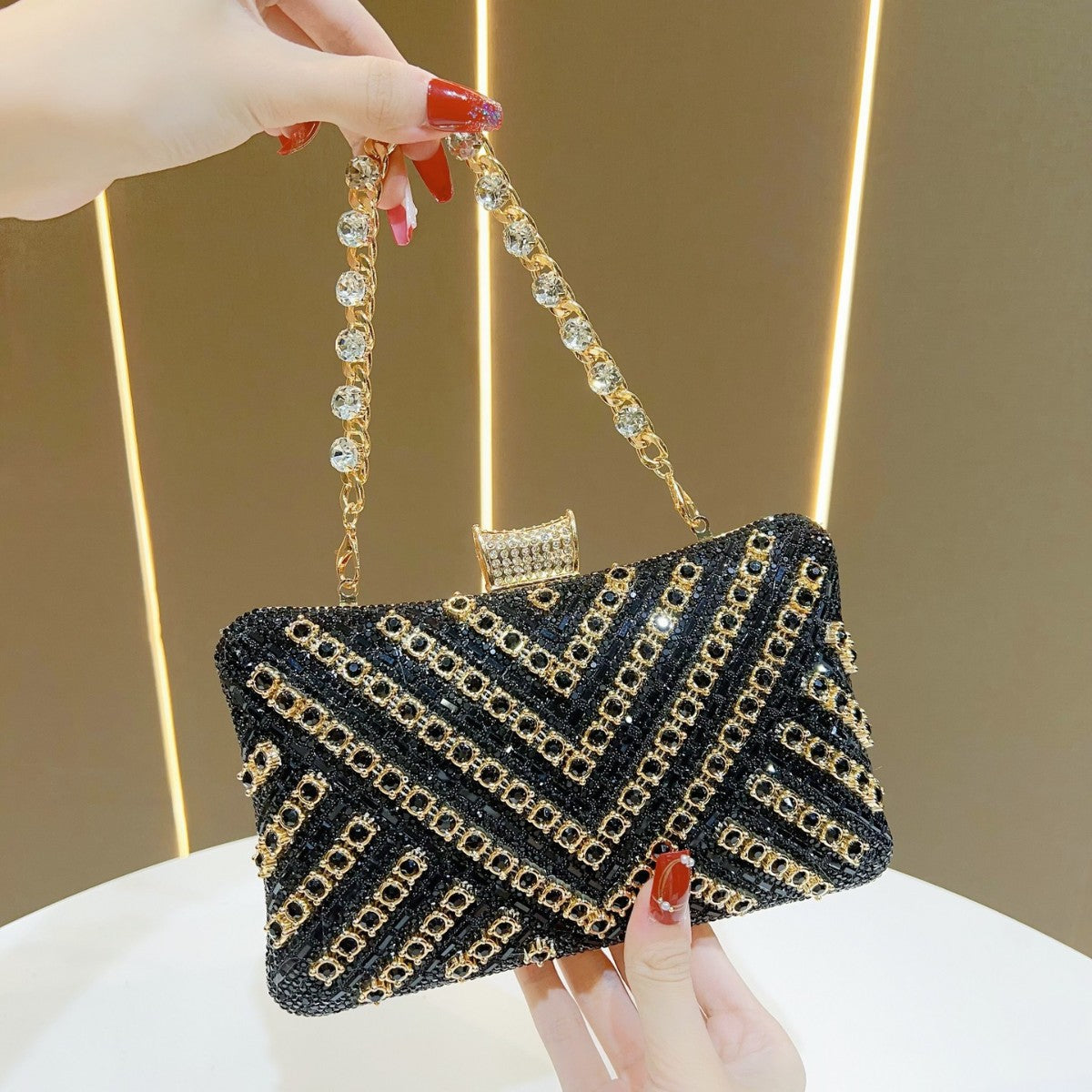 Luxury Rhinestone & Pearl Encrusted Evening Clutch - Elegant Geometric Pattern Party Purse with Detachable Chain Strap